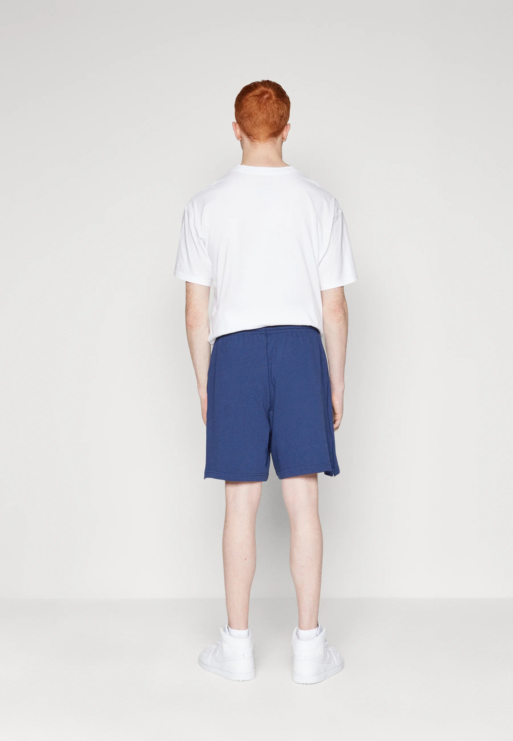 NIKE SPORTSWEAR SHORTS