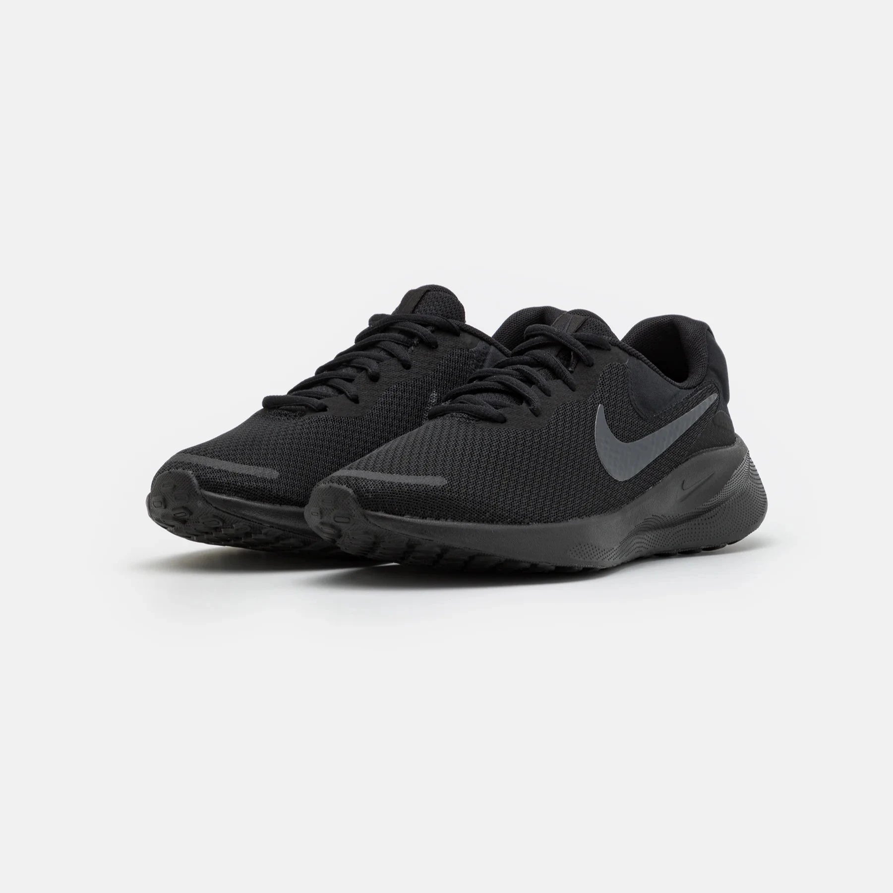 Nike Performance Revolution