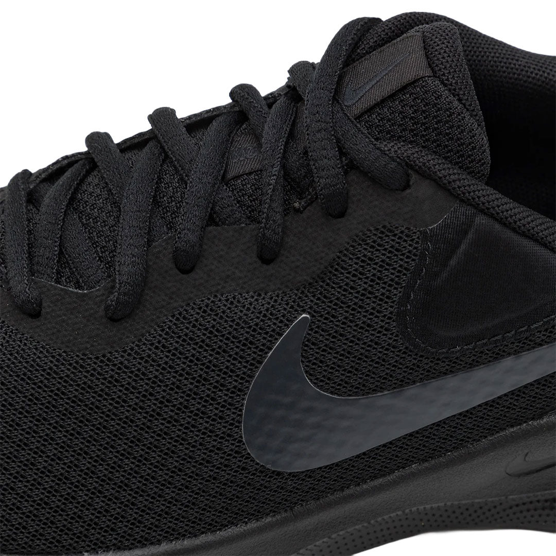 Nike Performance Revolution