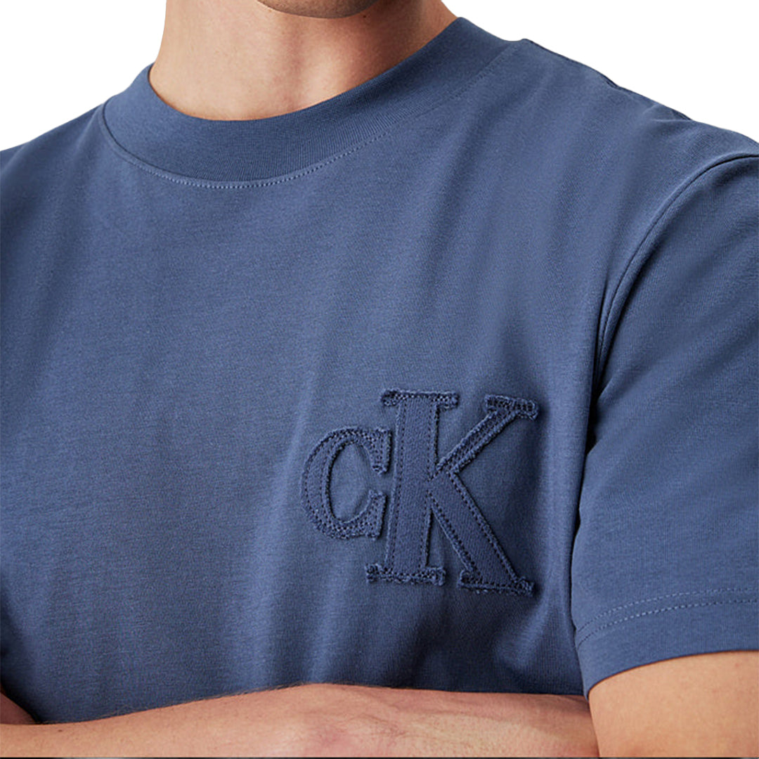 Calvin Klein T-shirt