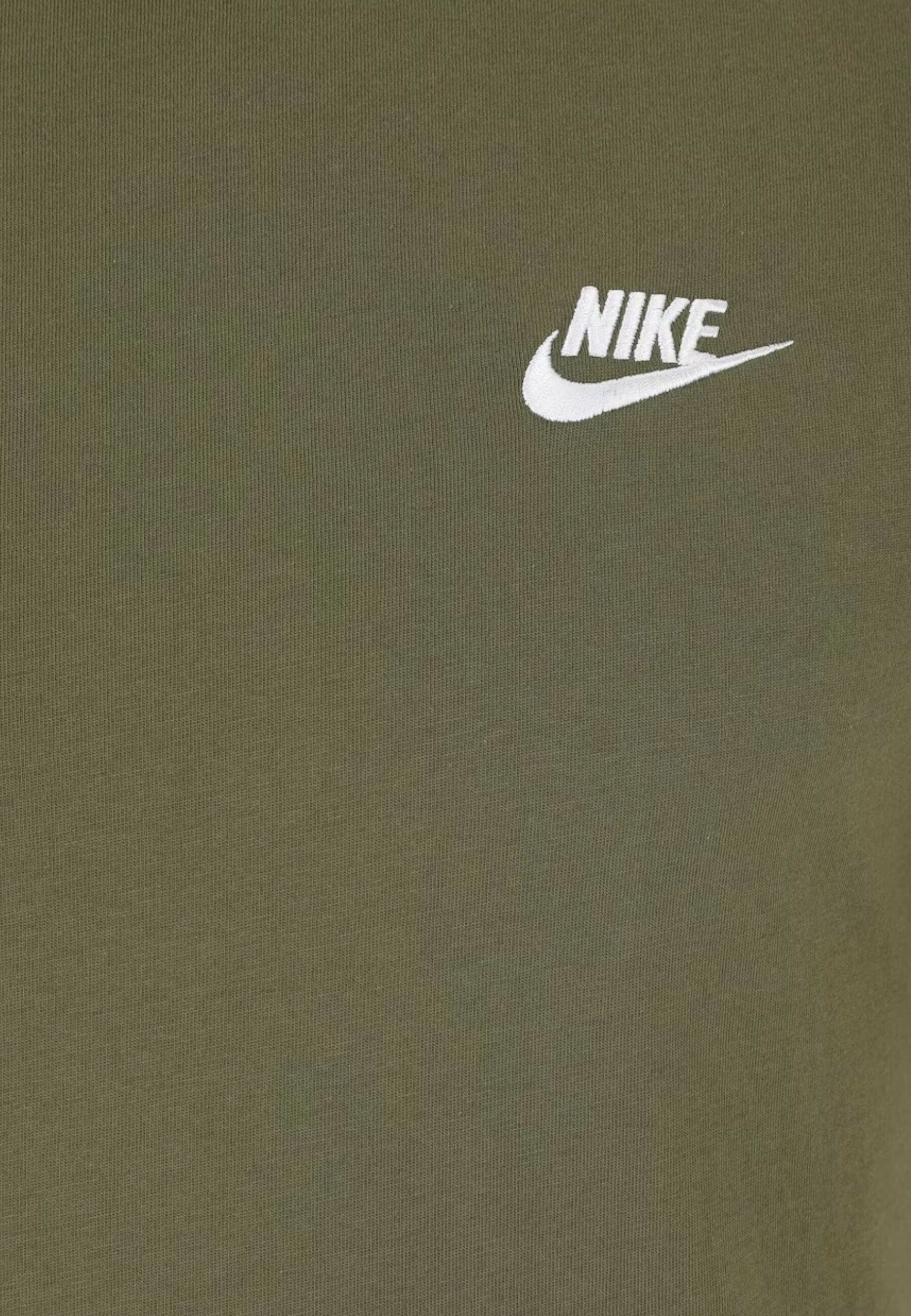 NIKE SPORTSWEAR T-SHIRT