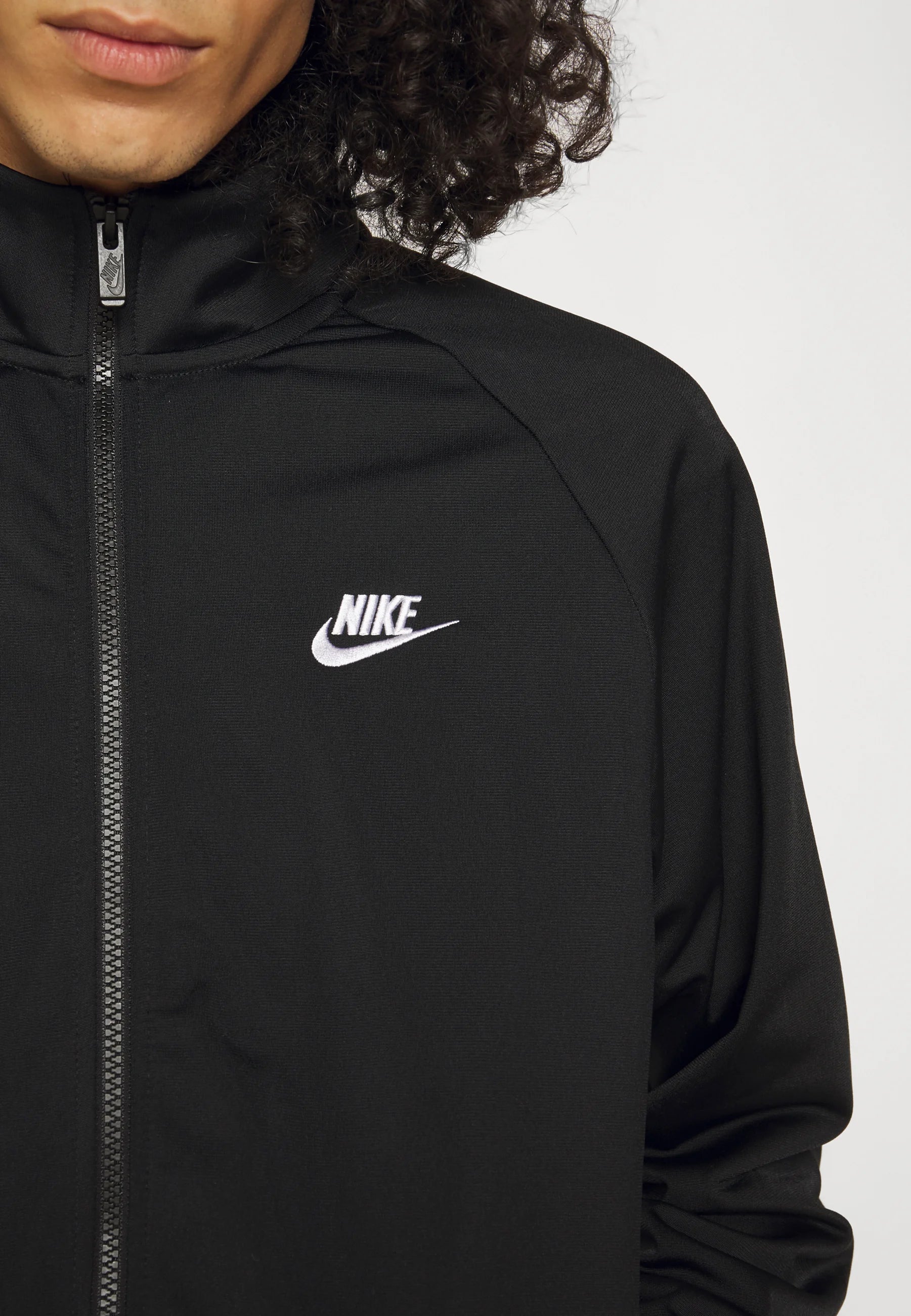 Nike Sportswear Club Tuta