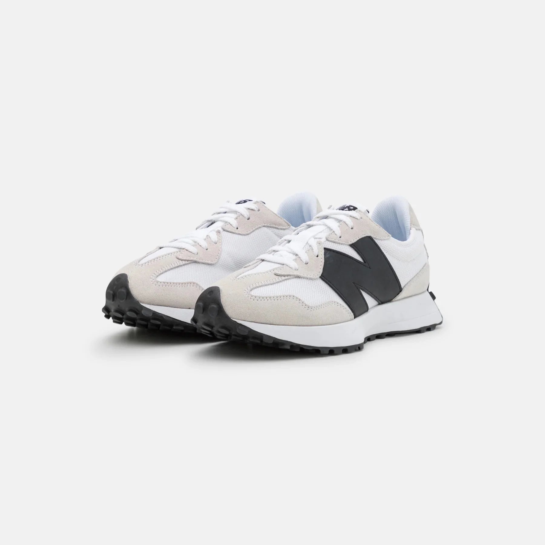 New Balance 327