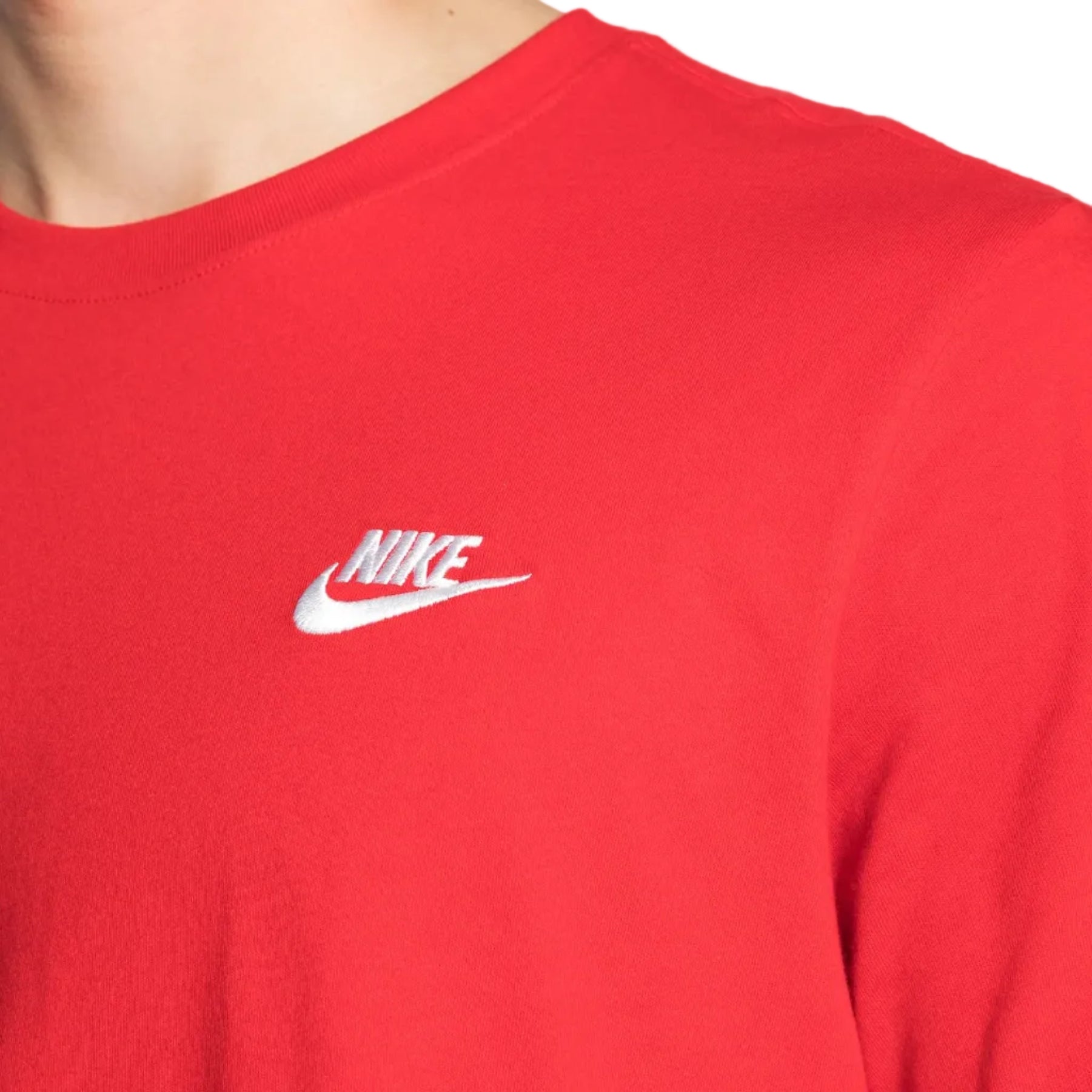 NIKE SPORTSWEAR T-SHIRT