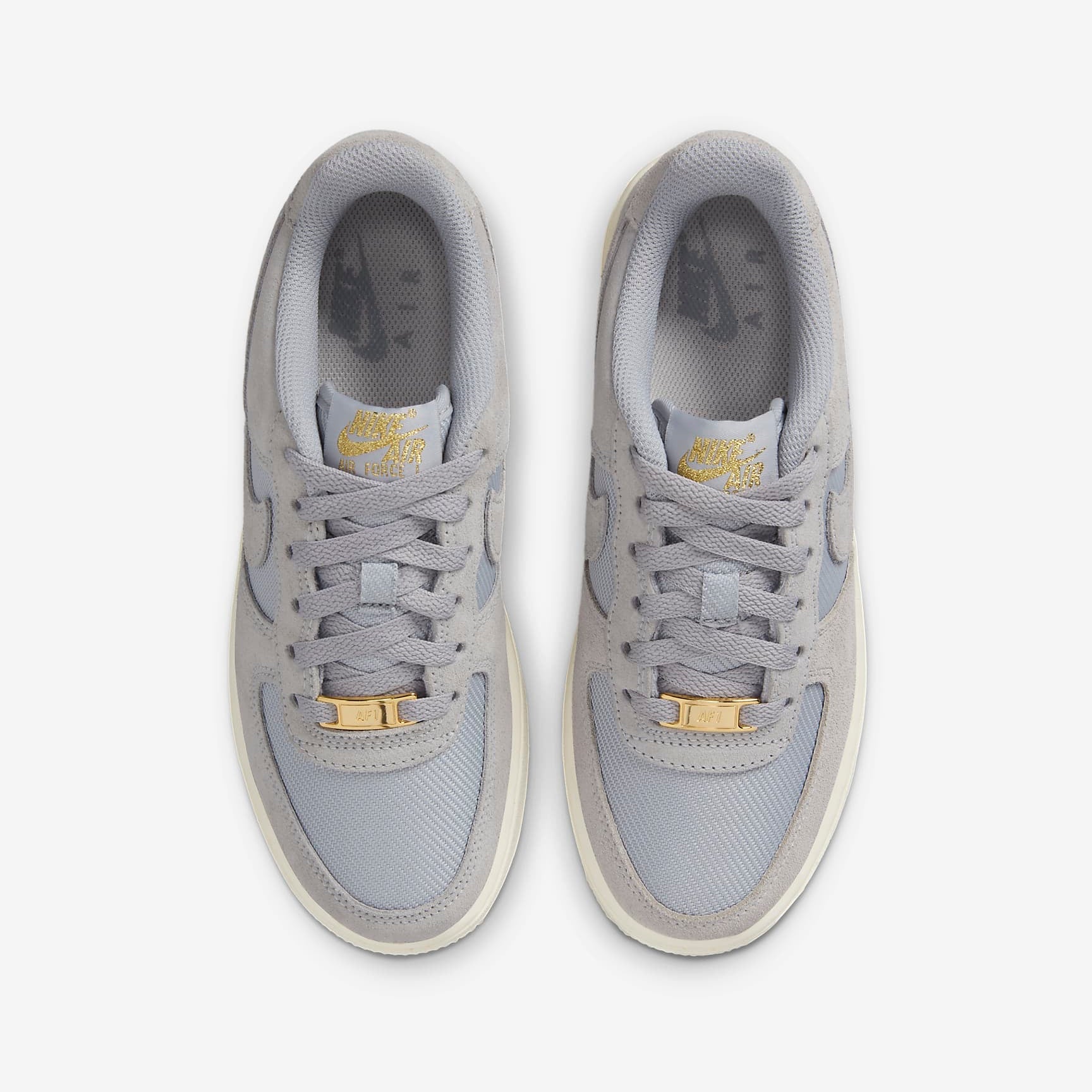Nike Air Force 1 LV8