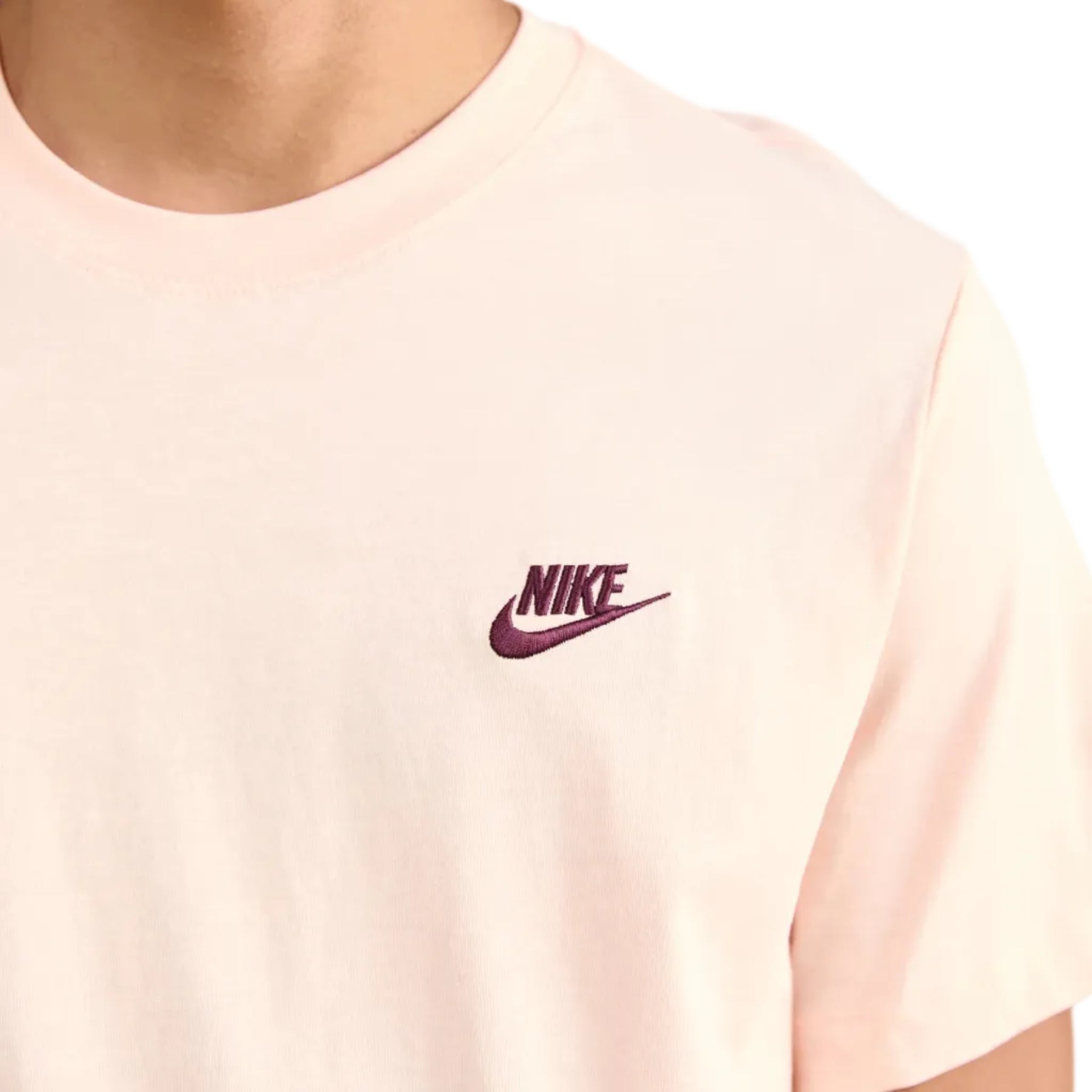 NIKE SPORTSWEAR T-SHIRT