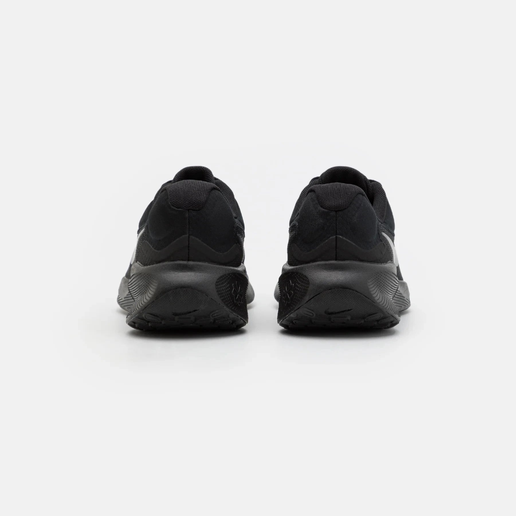 Nike Performance Revolution