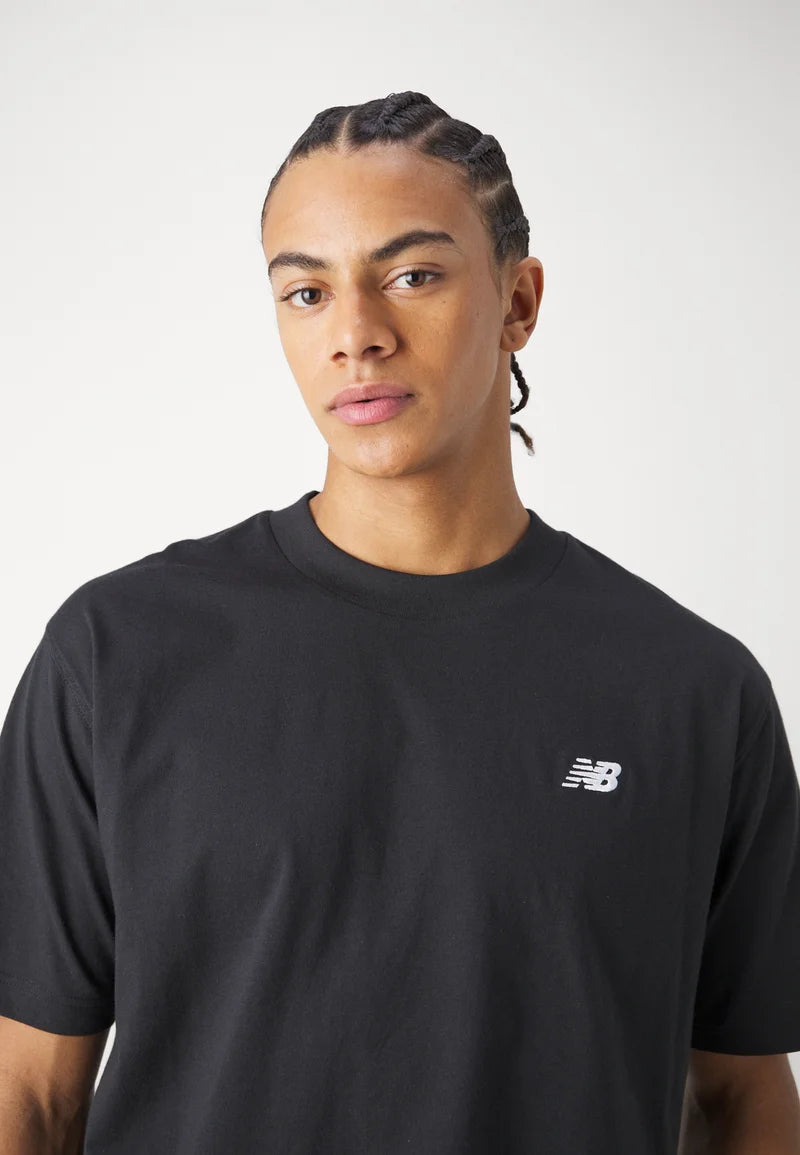 NEW BALANCE T-SHIRT
