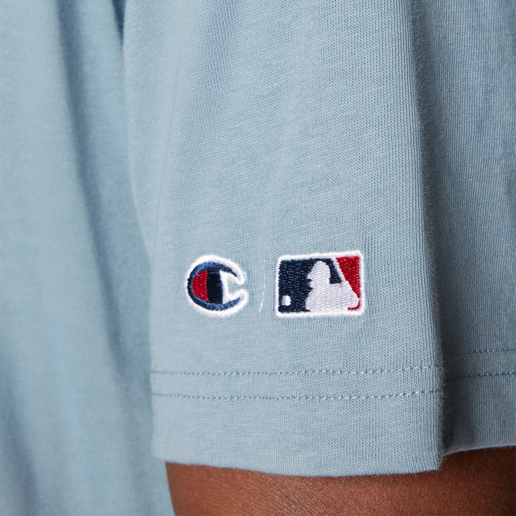 Completo New Era x Champion MLB Crewneck