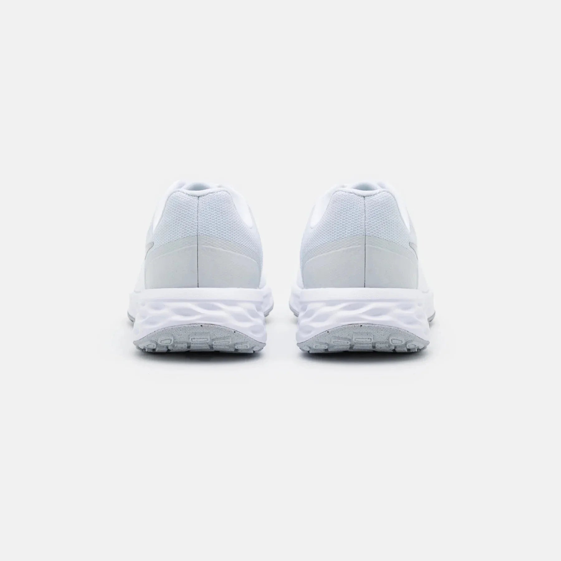 Nike Performance Revolution