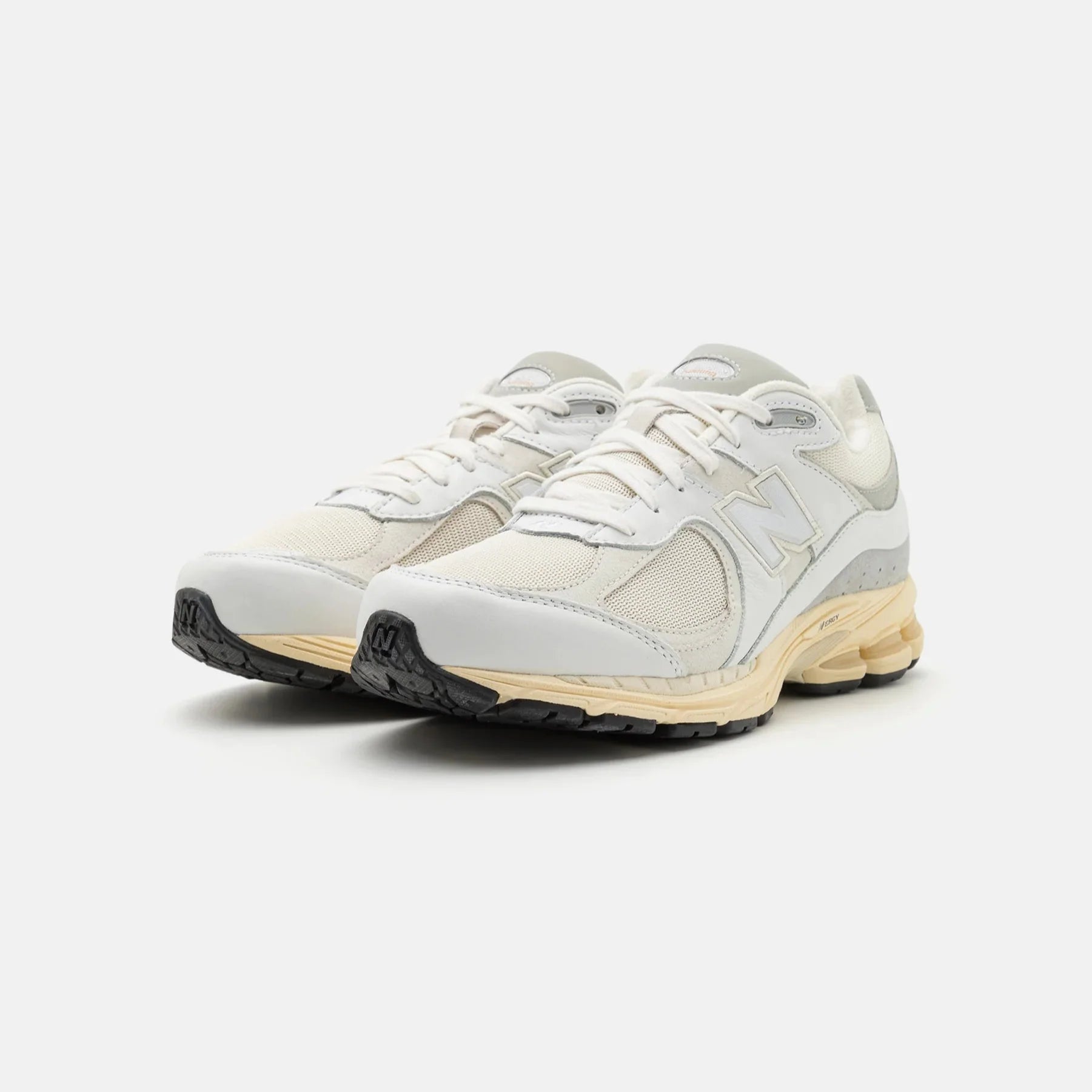 New Balance 2002R