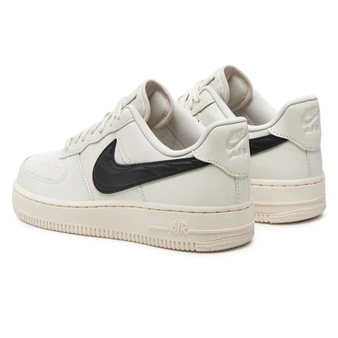 Nike Wmns Air Force 1 '07 Phantom