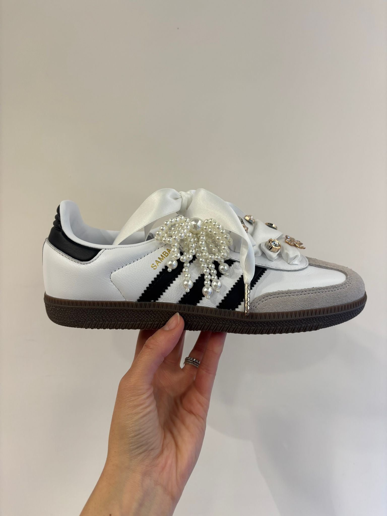 ADIDAS SAMBA CHARMS