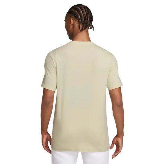 Nike t-shirt