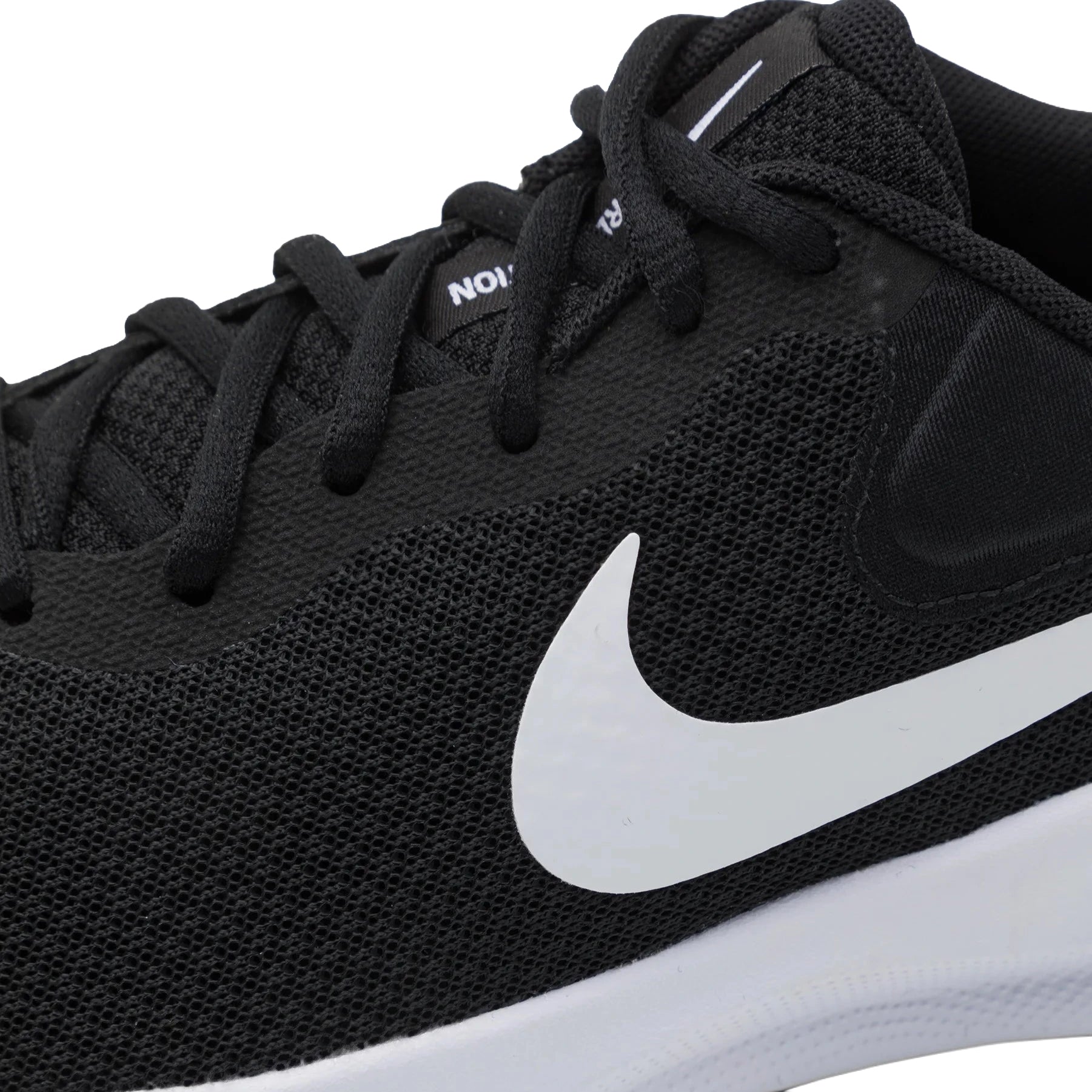 Nike Perfomance Revolution 7