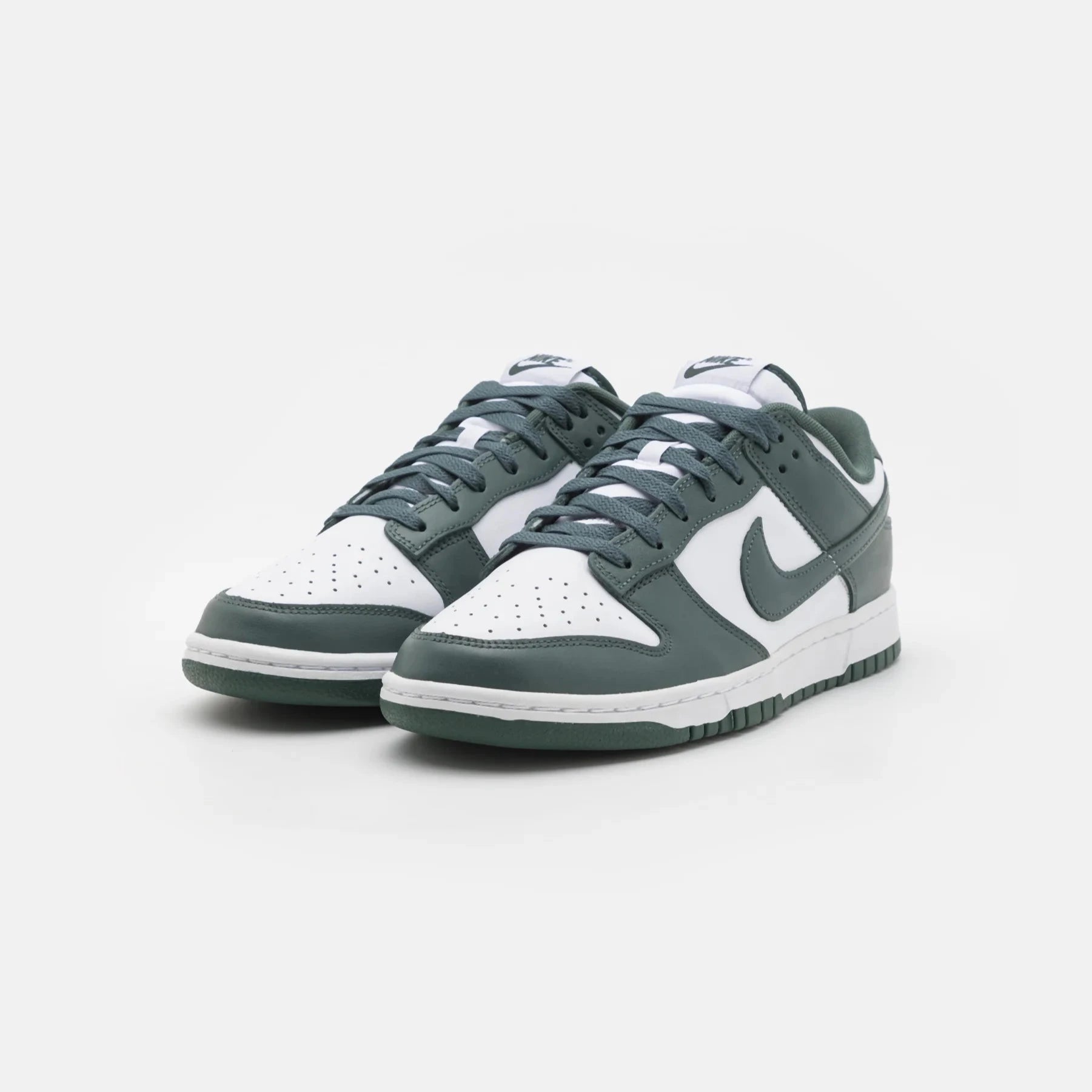 NIKE DUNK LOW RETRO