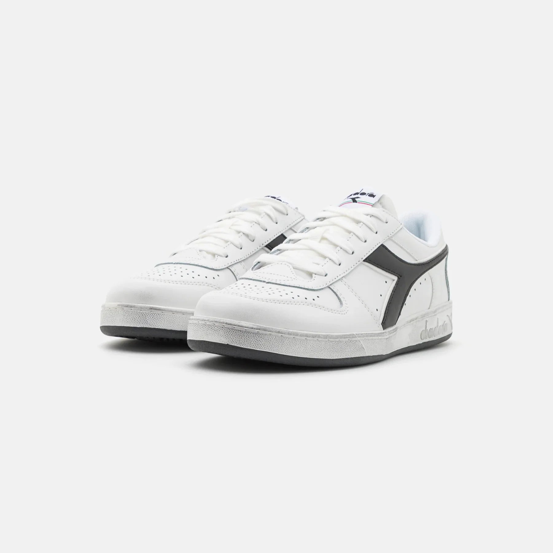 Diadora Magic Basket Low Icona Sneakers