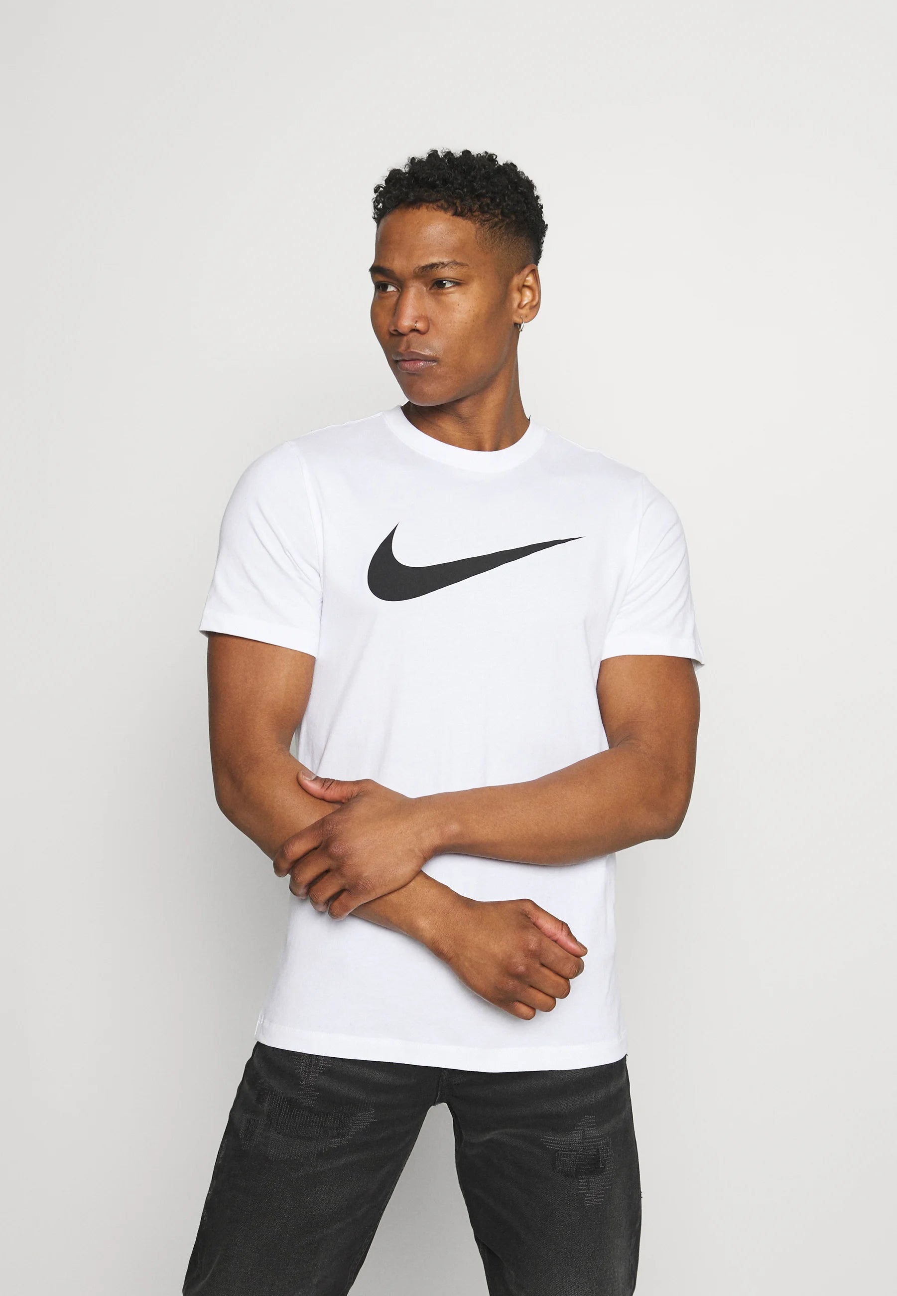 NIKE SPORTSWEAR TEE ICON T-SHIRT CON STAMPA