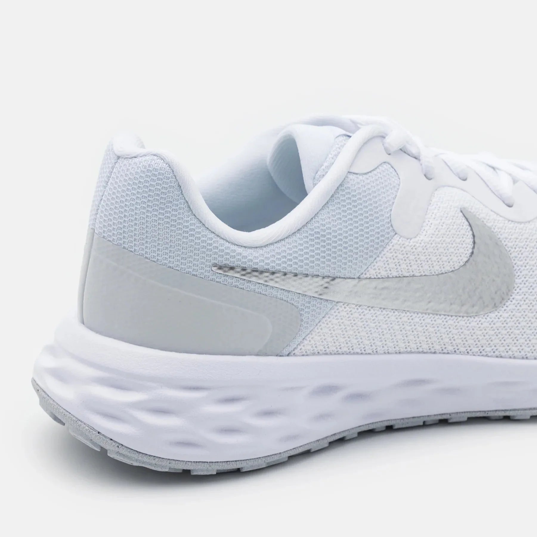 Nike Performance Revolution