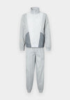 NIKE CLUB COMPLETO TUTA
