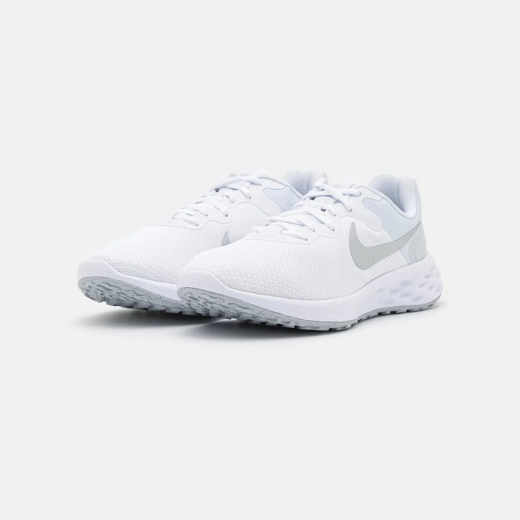 Nike Performance Revolution
