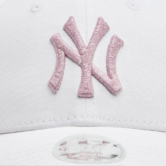 New Era 9Forty