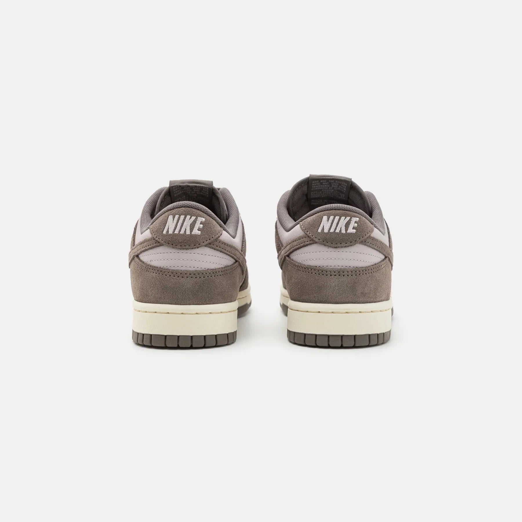 NIKE DUNK LOW RETRO SE
