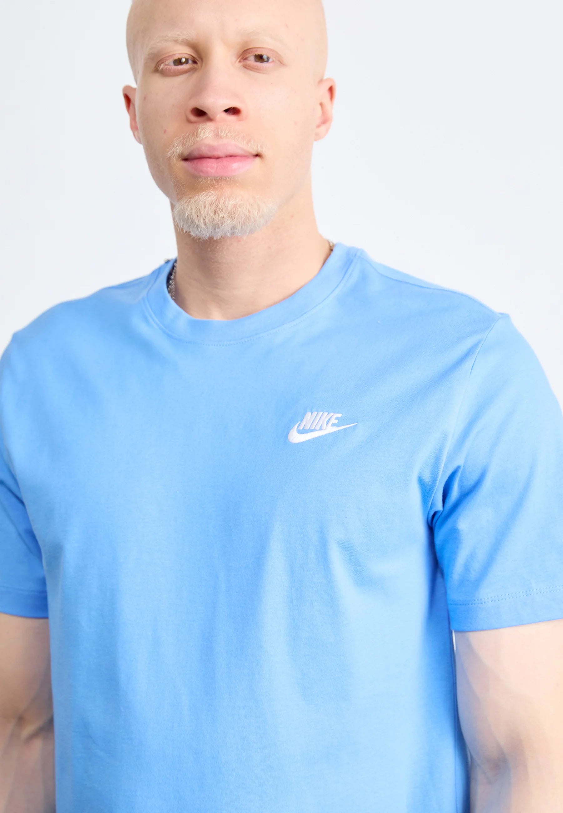 NIKE SPORTSWEAR T-SHIRT
