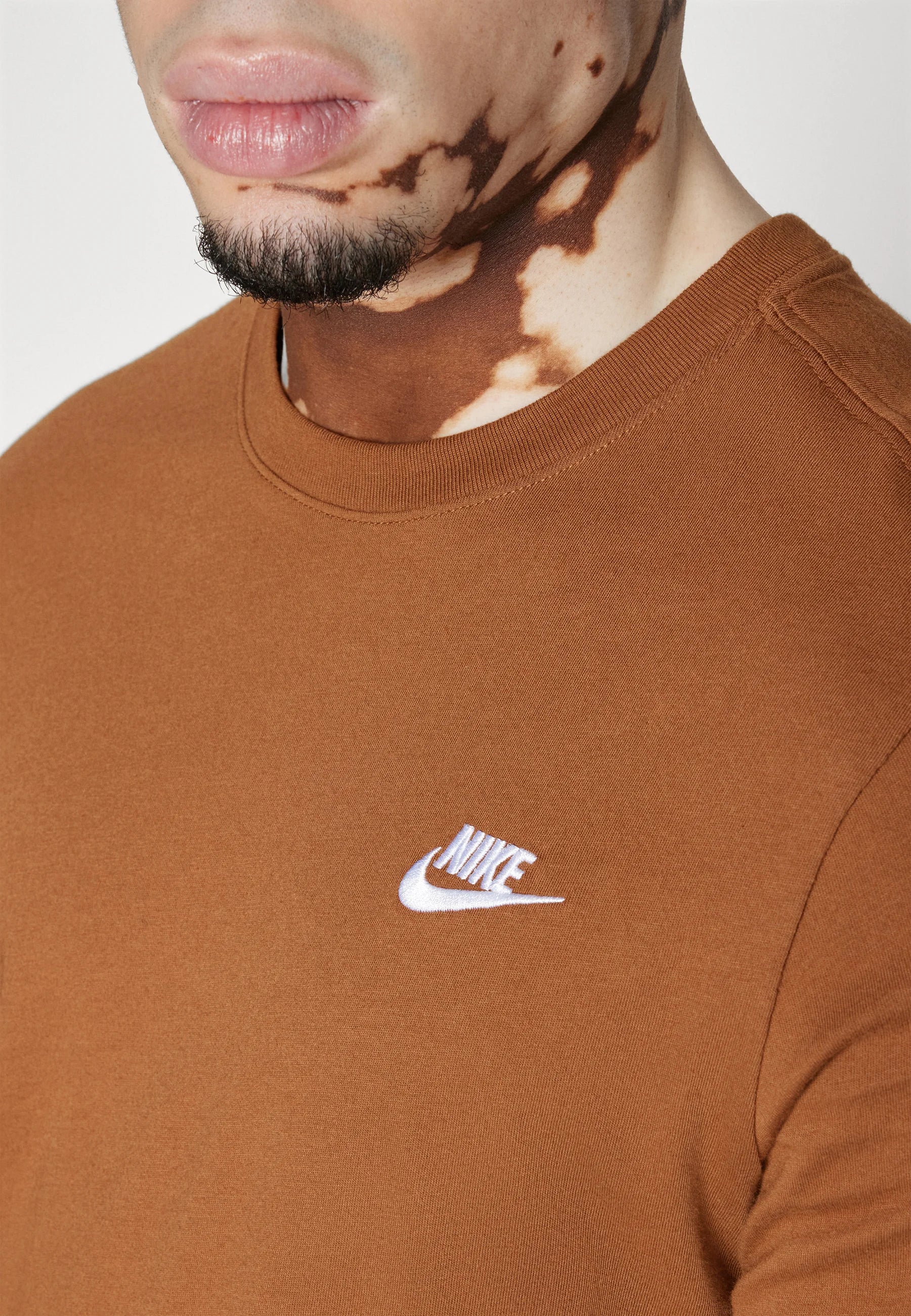 NIKE SPORTSWEAR T-SHIRT