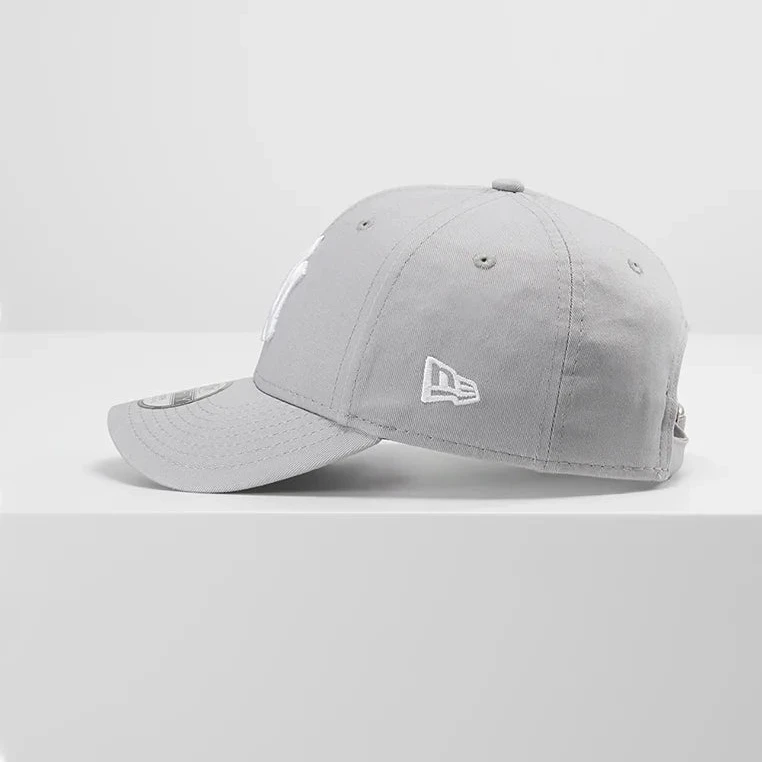 New Era 9Forty New York Yankees Essential