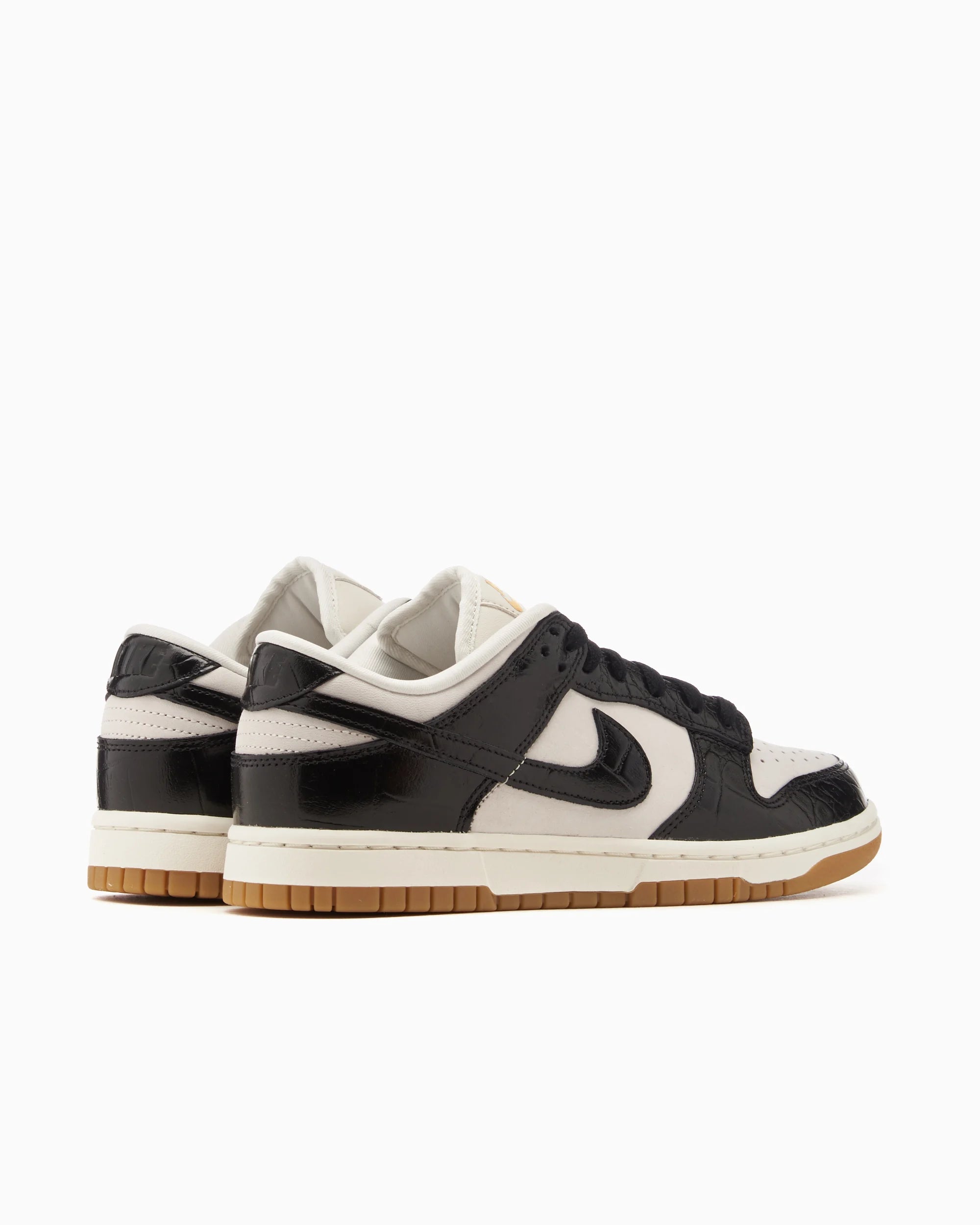 Nike Dunk Low LX